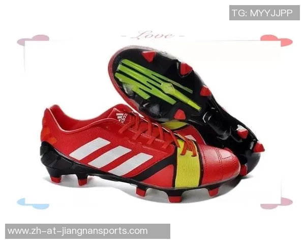 顶级球星是否都穿足球鞋揭秘不同场合与需求下的选择差异 顶级球星是否都穿足球鞋揭秘不同场合与需求下的选择差异